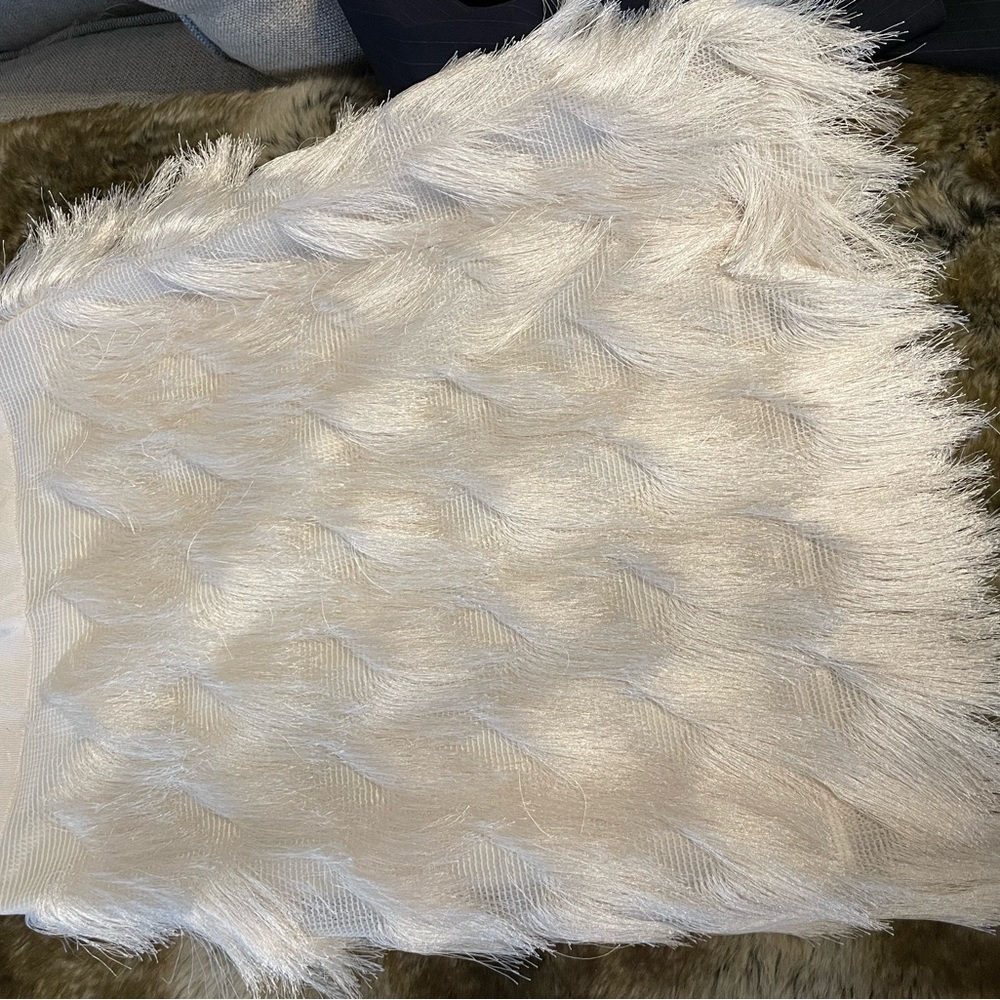 Vince Camuto Cream Textured Skirt
